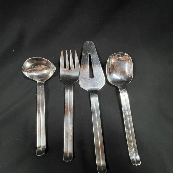Oxford Hall San Remo Serving Set of 4 Soup Spoon Serving Fork Pie - Picture 1 of 6